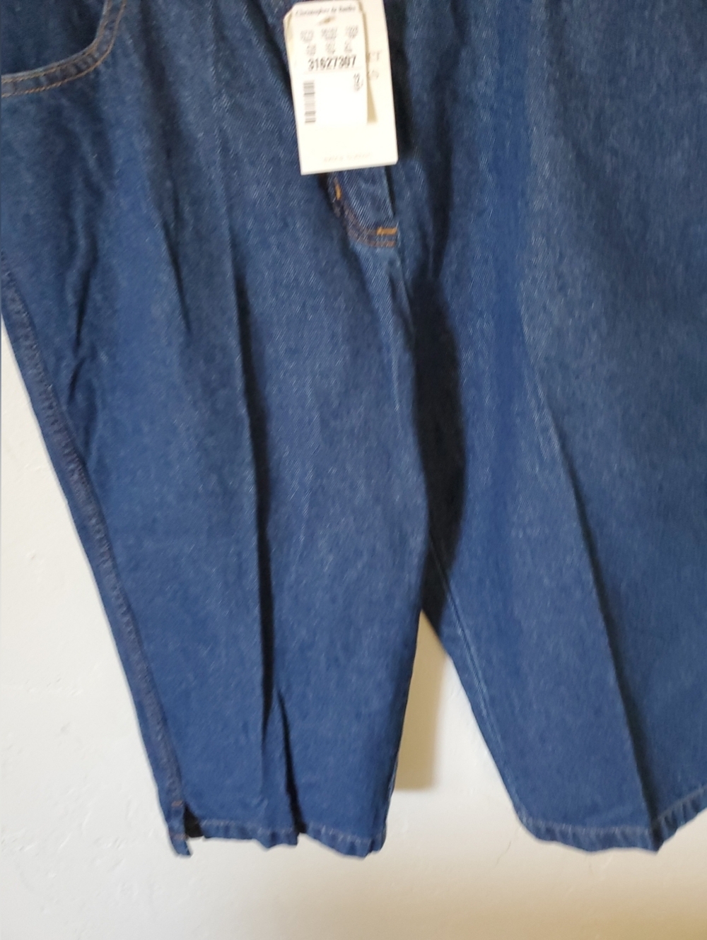 Womens Cropped Jeans